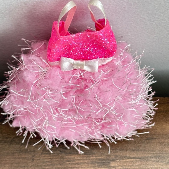 BARBIE Doll Fashion Glitter Spaghetti Strap Pink Dress Puffy Fluffy Gown Bow - Picture 2 of 7